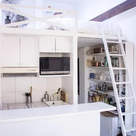 Apartament Super Studio With Mezzanine Near Montmartre